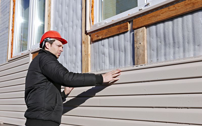 Professional Siding Installation Crew